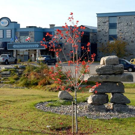 La Sagueneenne - Hotel Et Centre De Congres Chicoutimi المظهر الخارجي الصورة