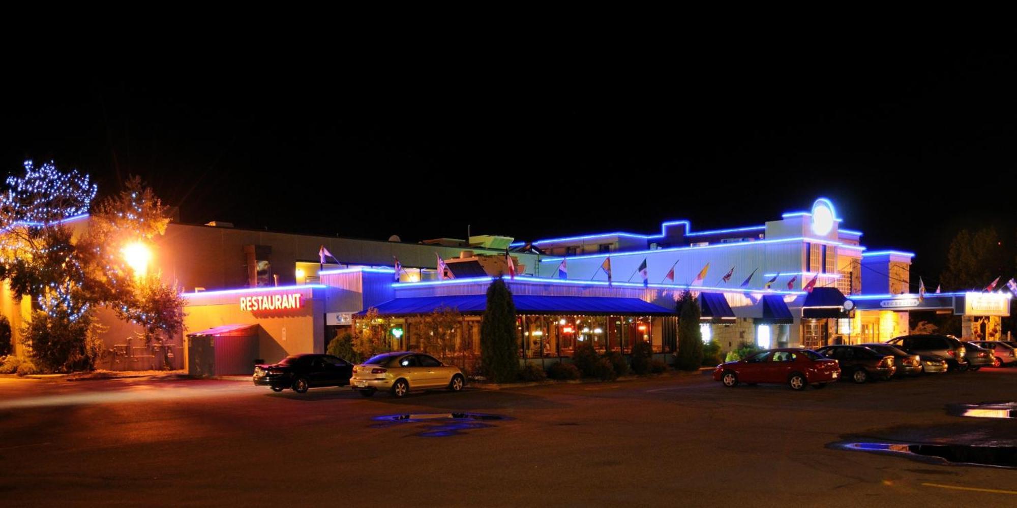 La Sagueneenne - Hotel Et Centre De Congres Chicoutimi المظهر الخارجي الصورة