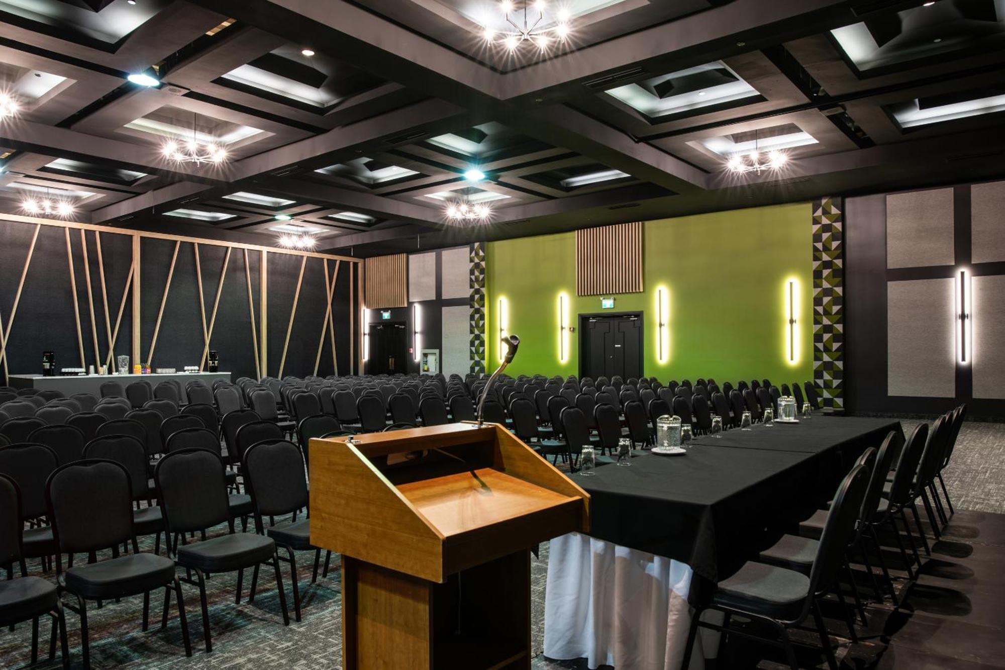 La Sagueneenne - Hotel Et Centre De Congres Chicoutimi المظهر الخارجي الصورة